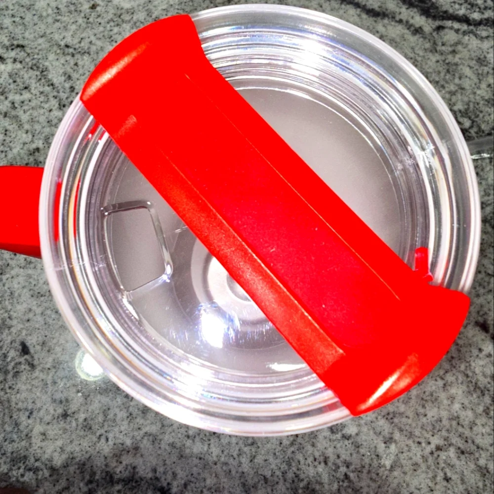 Hello Kitty Red Travel Mug - Picture 3 of 5